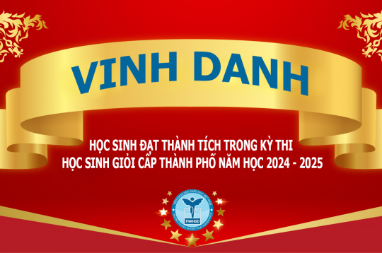Vinh danh học sinh giỏi lớp 9 và lớp 12 cấp Thành phố năm học 2024 - 2025